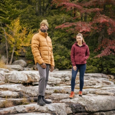 Outdoor Research Herren Coldfront Daunenjacke Sattel